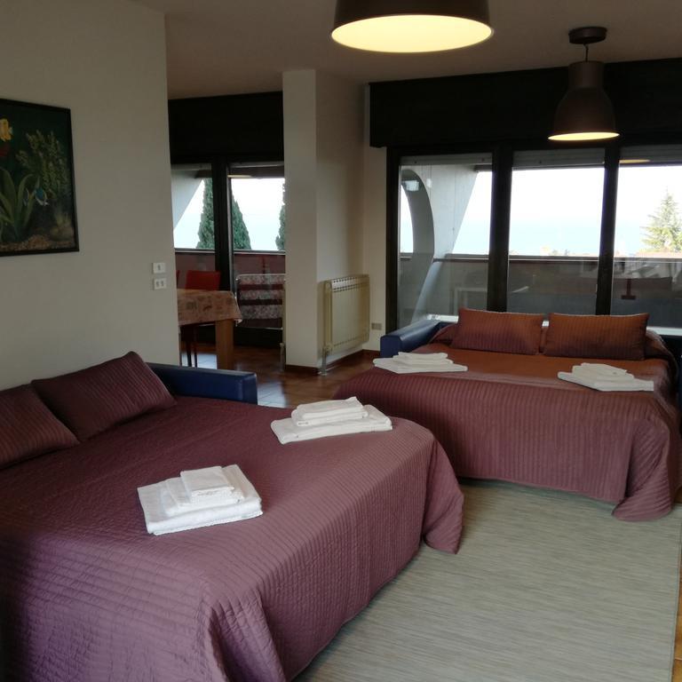 Panoramapartment Desenzano del Garda Eksteriør billede