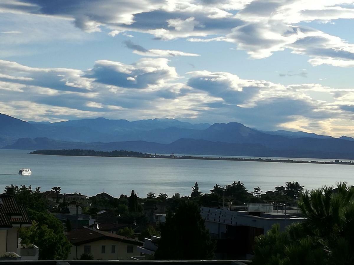 Panoramapartment Desenzano del Garda Eksteriør billede