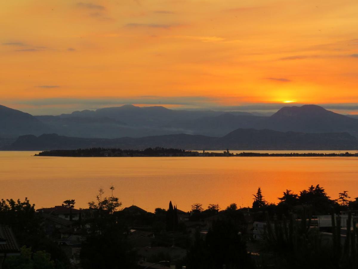 Panoramapartment Desenzano del Garda Eksteriør billede
